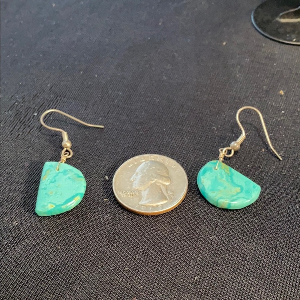 Turquoise hanging earrings - Picture 2 of 3